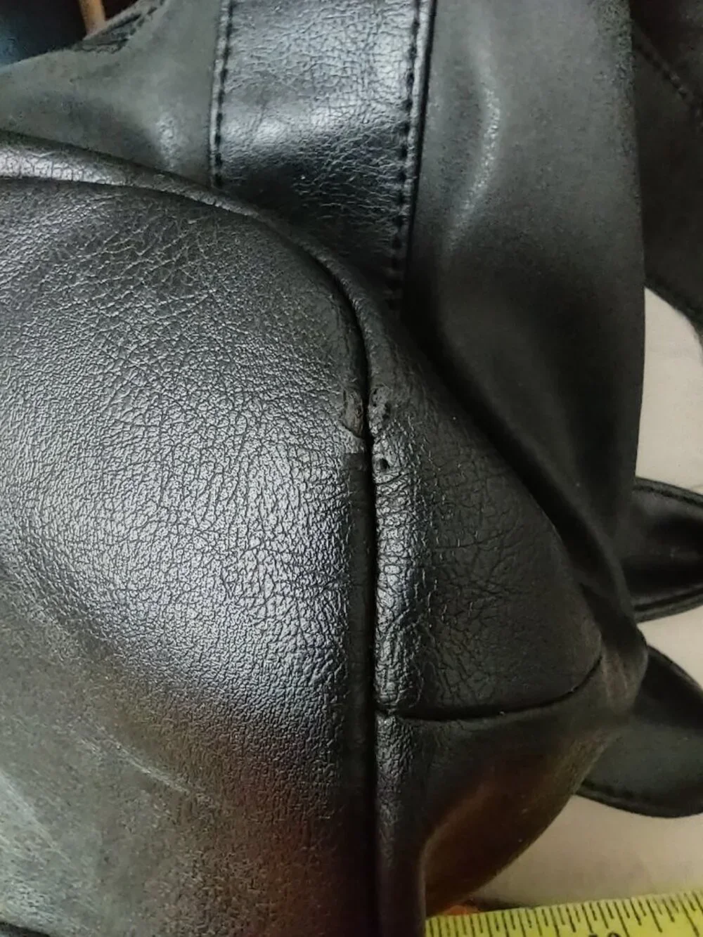 Relic by Fossil Shoulder Bag Black Leather Hobo Purse